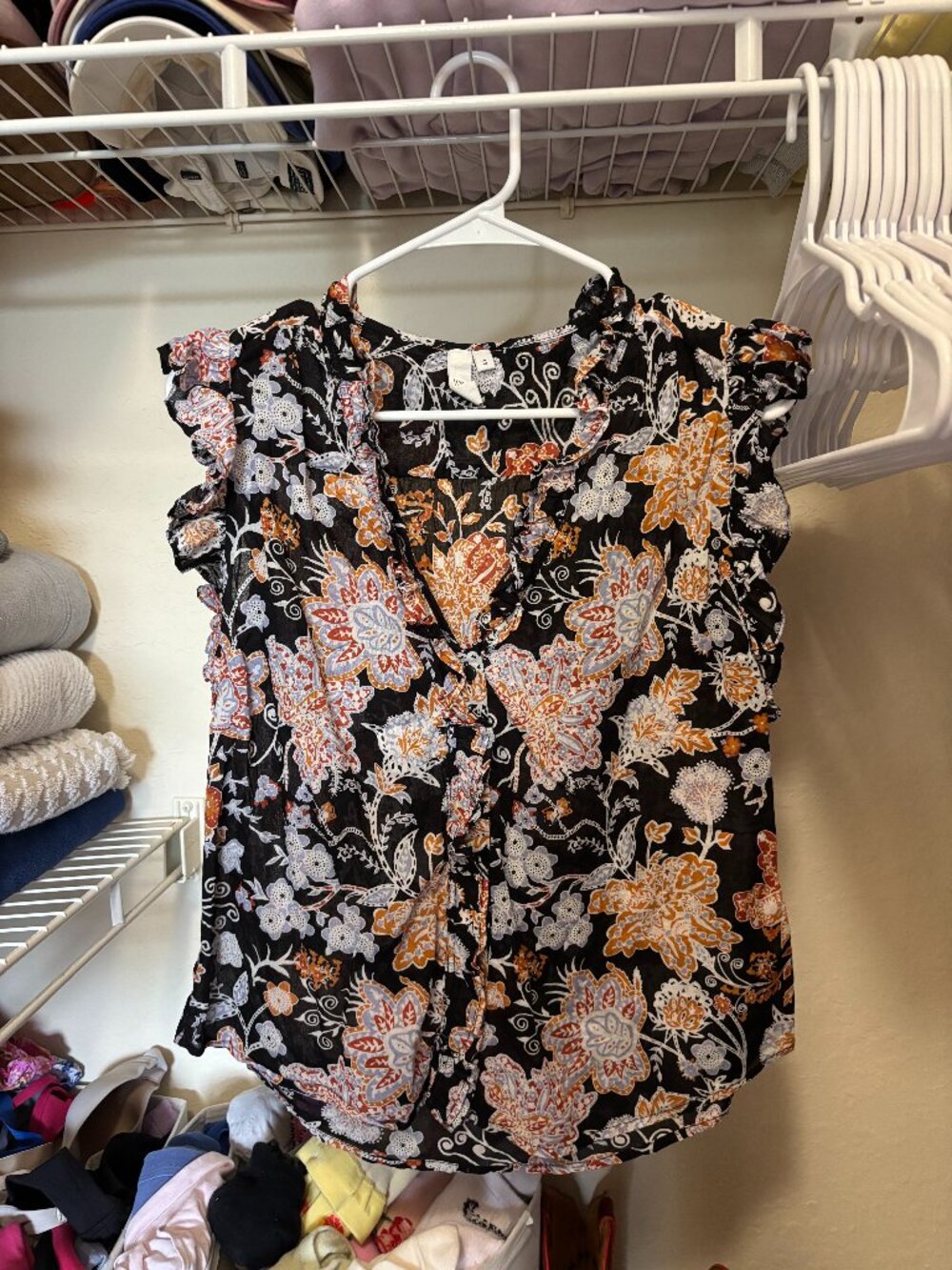 Elan black paisley blouse size S